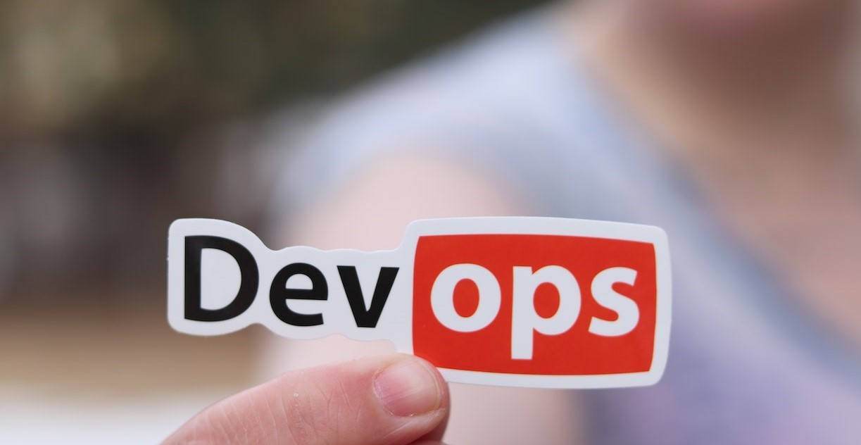 https://www.pulsover.com/wp-content/uploads/2023/04/experts-devops.jpg